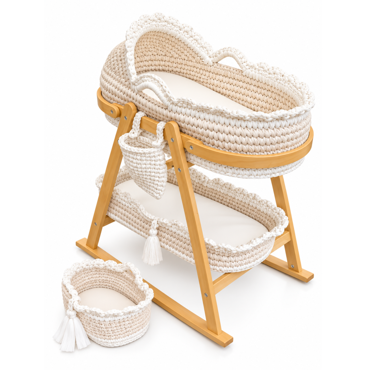 Robins Baby Hand-Made Woven Bassinet & Stand