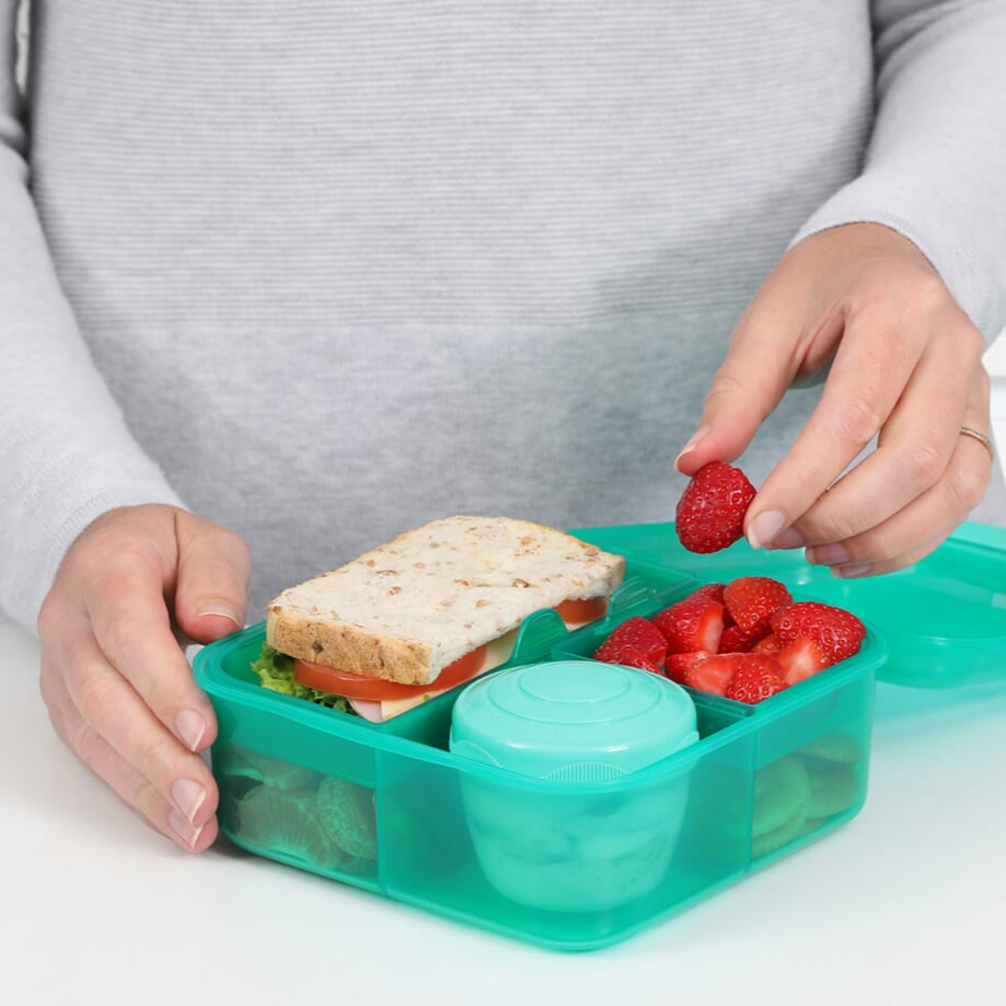 Sistema Bento Cube Lunch Box 1.25L with Yogurt Pot – 3 Colors